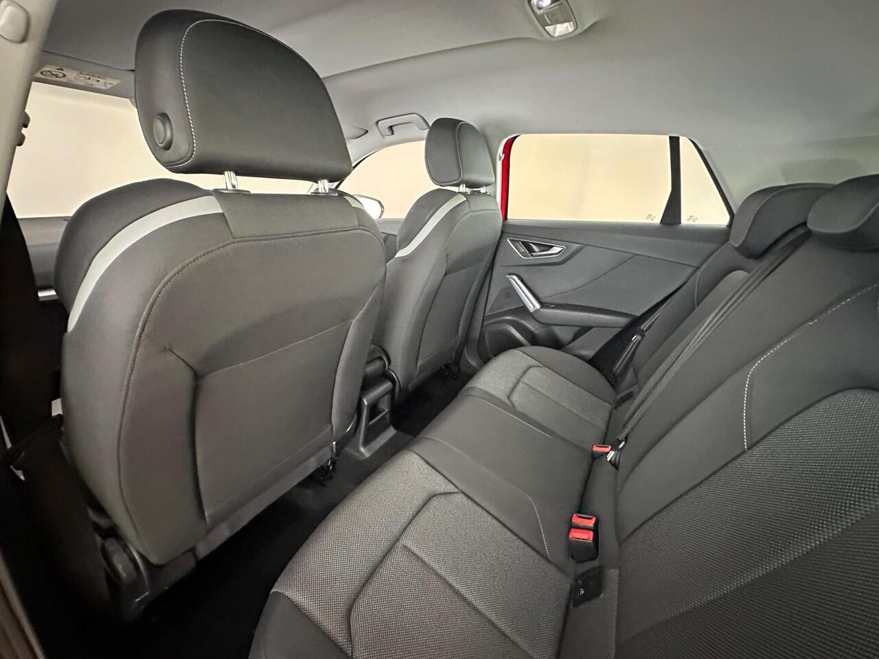 Audi Q2 OE66YSU