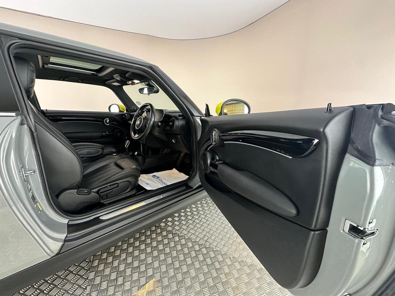 MINI Electric Hatch WK71XGB