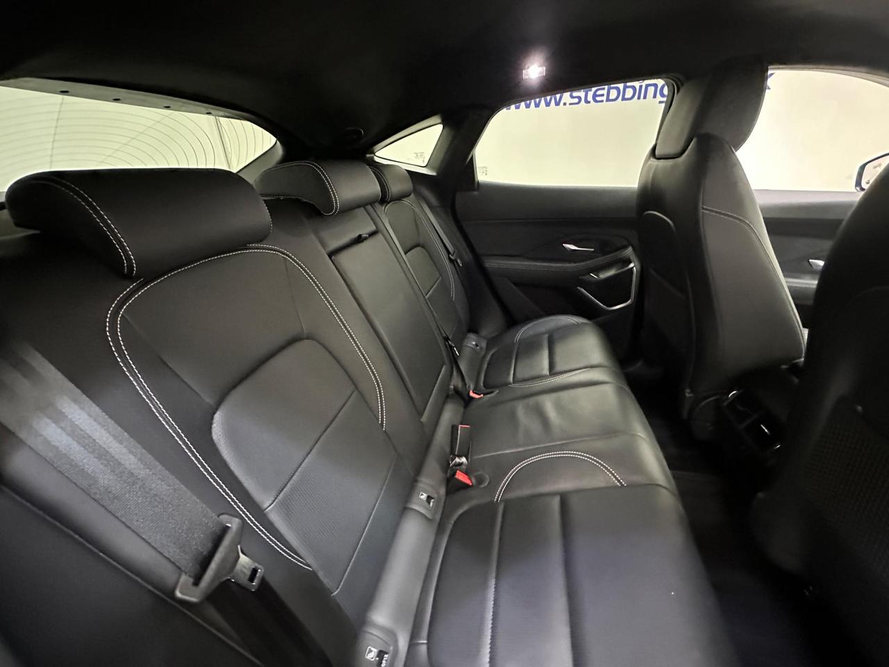 Jaguar E-PACE AP71UGT