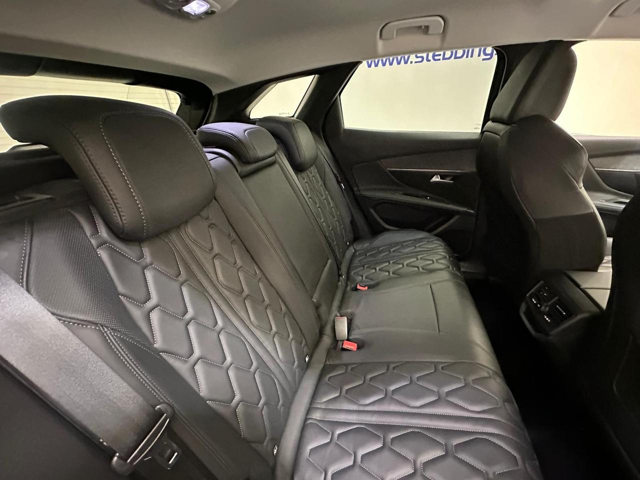 Peugeot 3008 VU71KBN