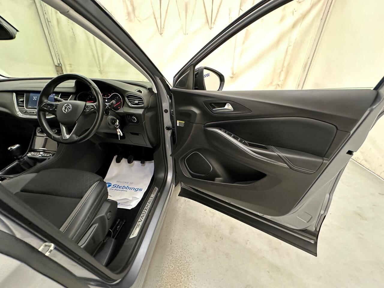 Vauxhall Grandland X EX19SXR
