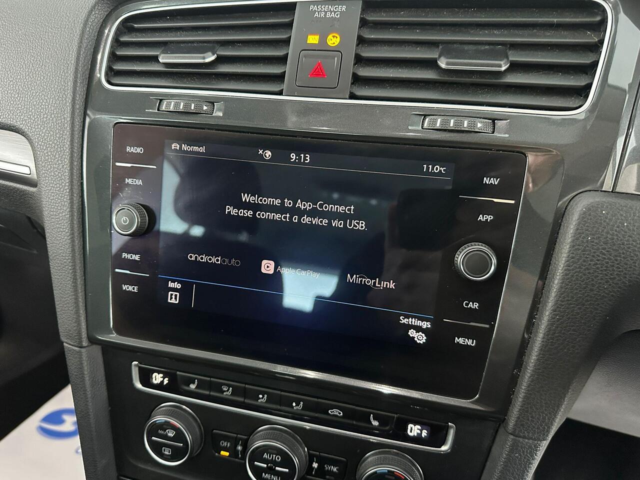 Volkswagen e-Golf MD69MYO