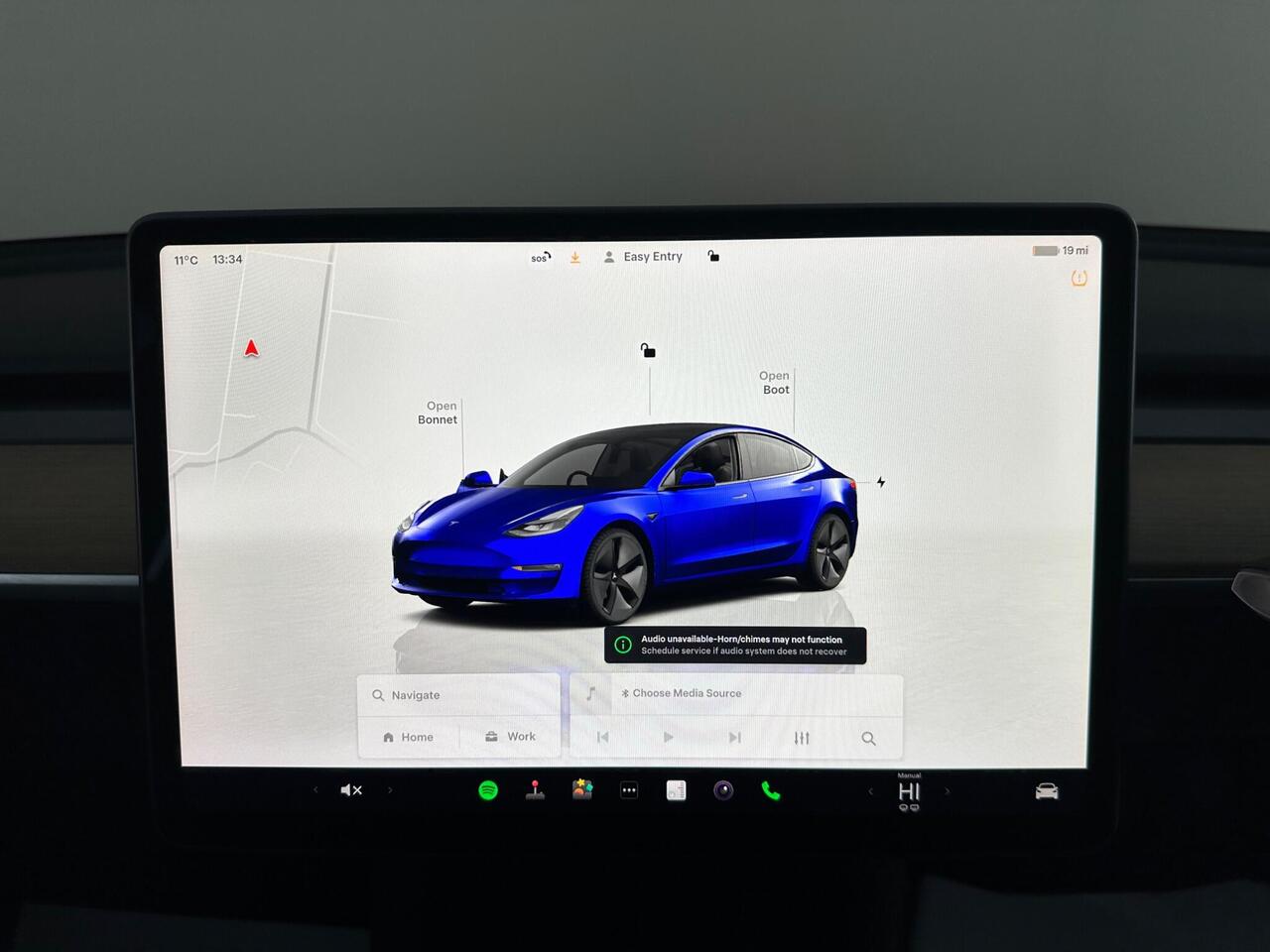 Tesla Model 3 AF72UXZ