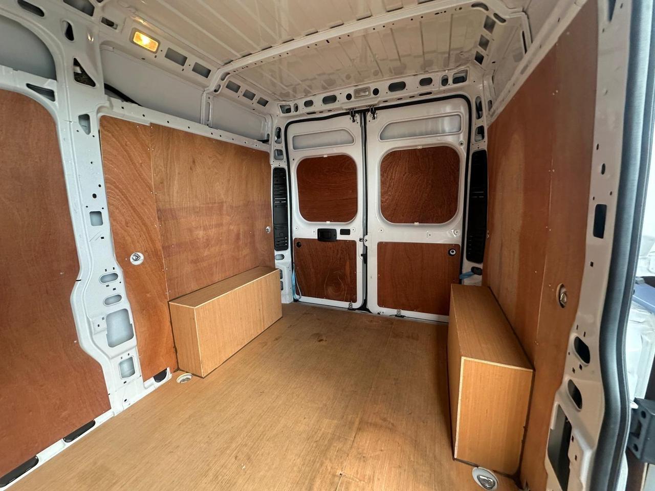 Vauxhall Movano DS23XNU