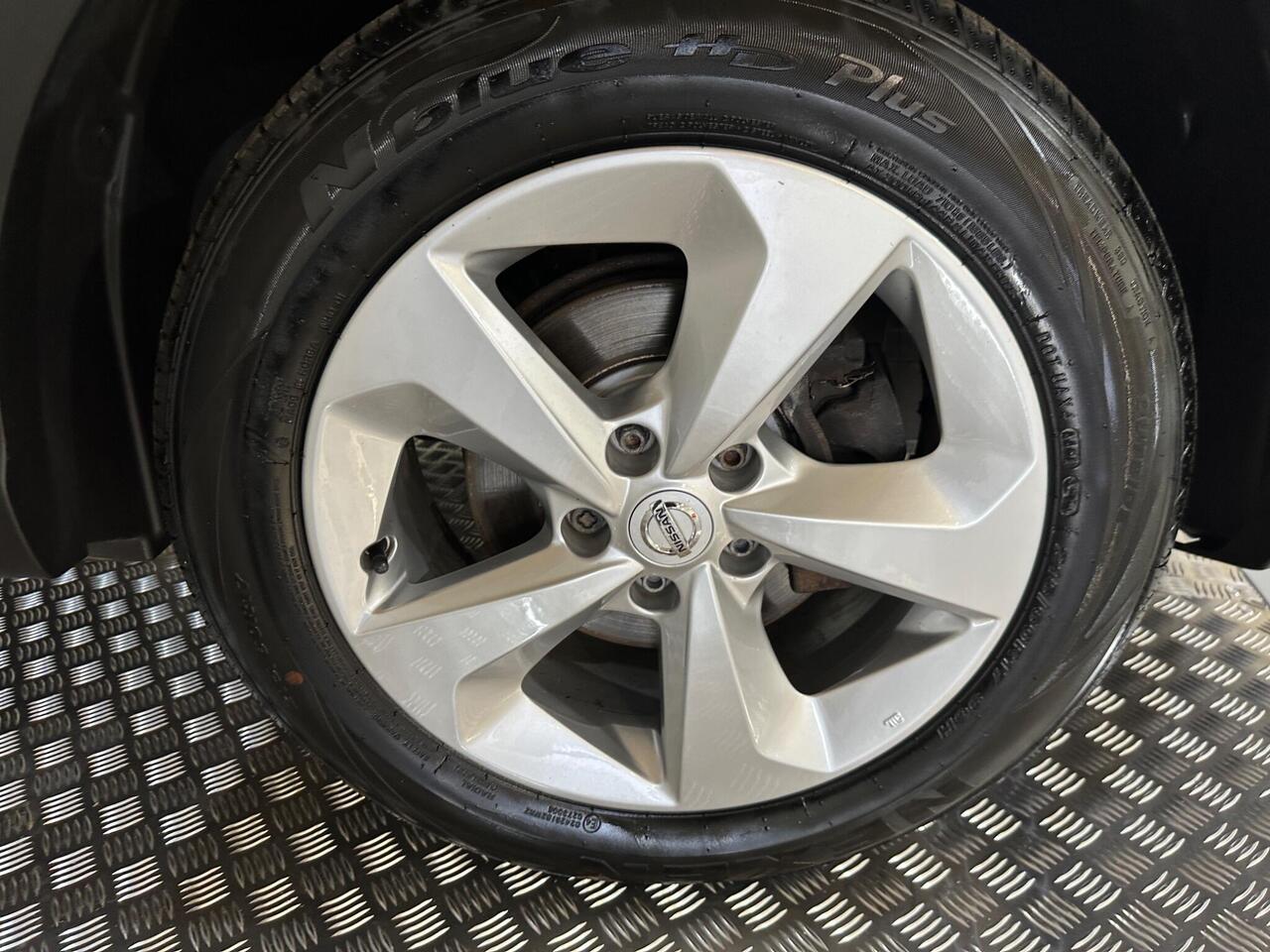 Nissan Qashqai PF70AKN