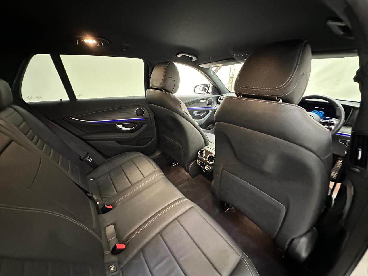 Mercedes-Benz E Class LO70NUB
