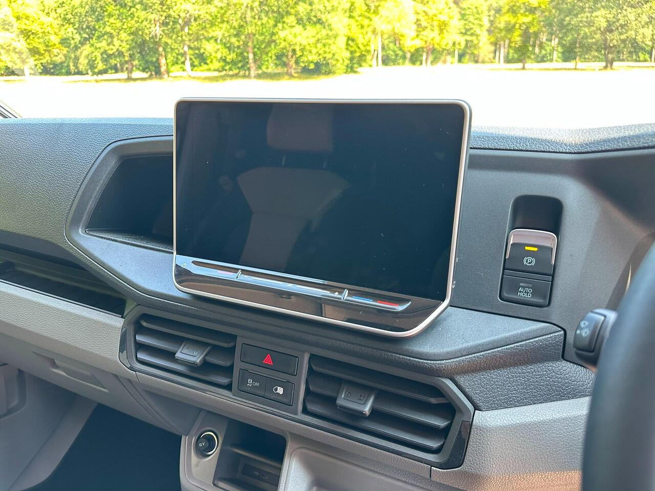 Volkswagen Crafter DX26ZHU