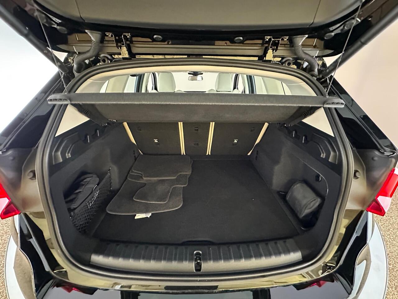 BMW X1 GX25HDD