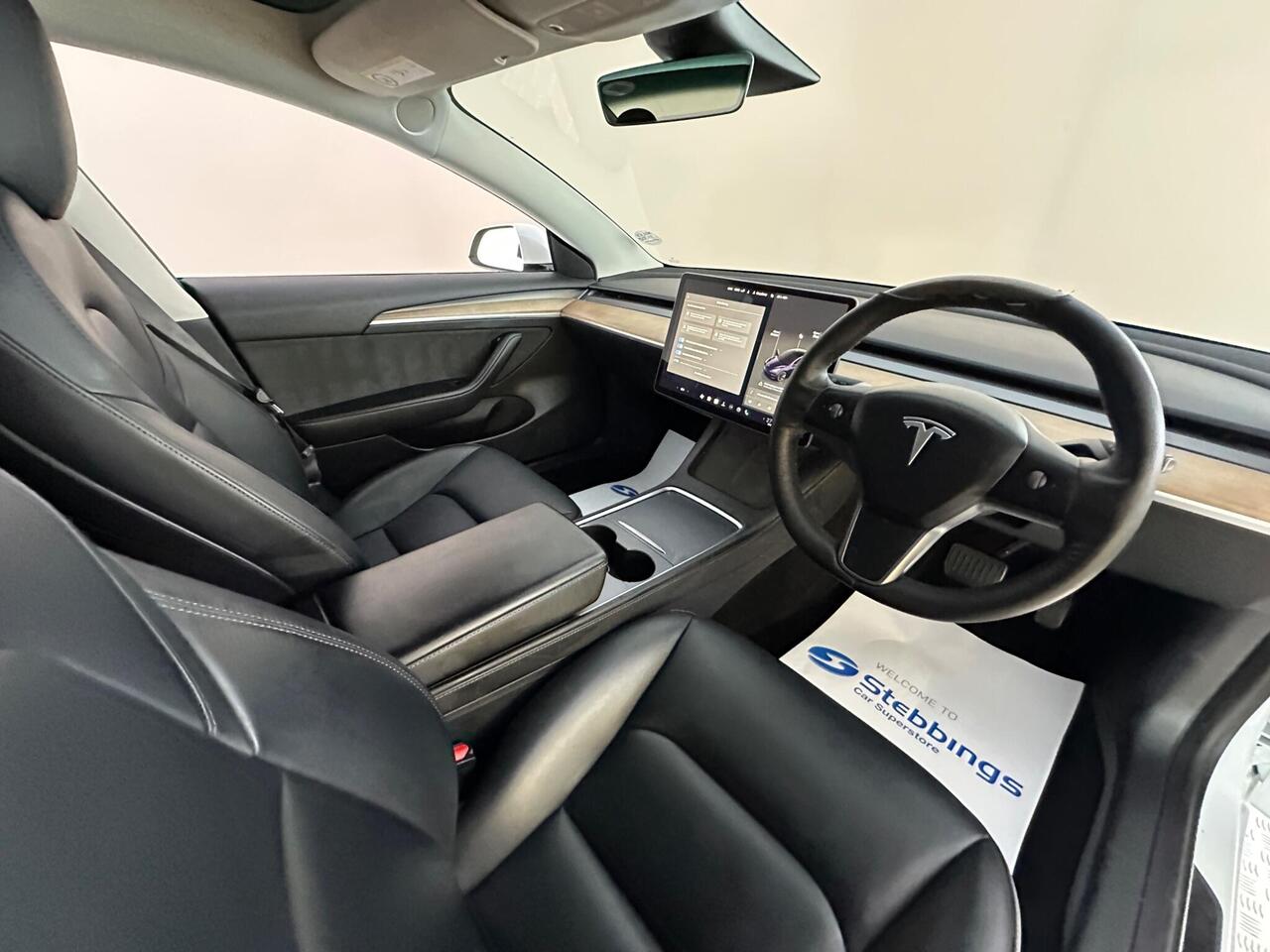 Tesla Model 3 AF72VLV