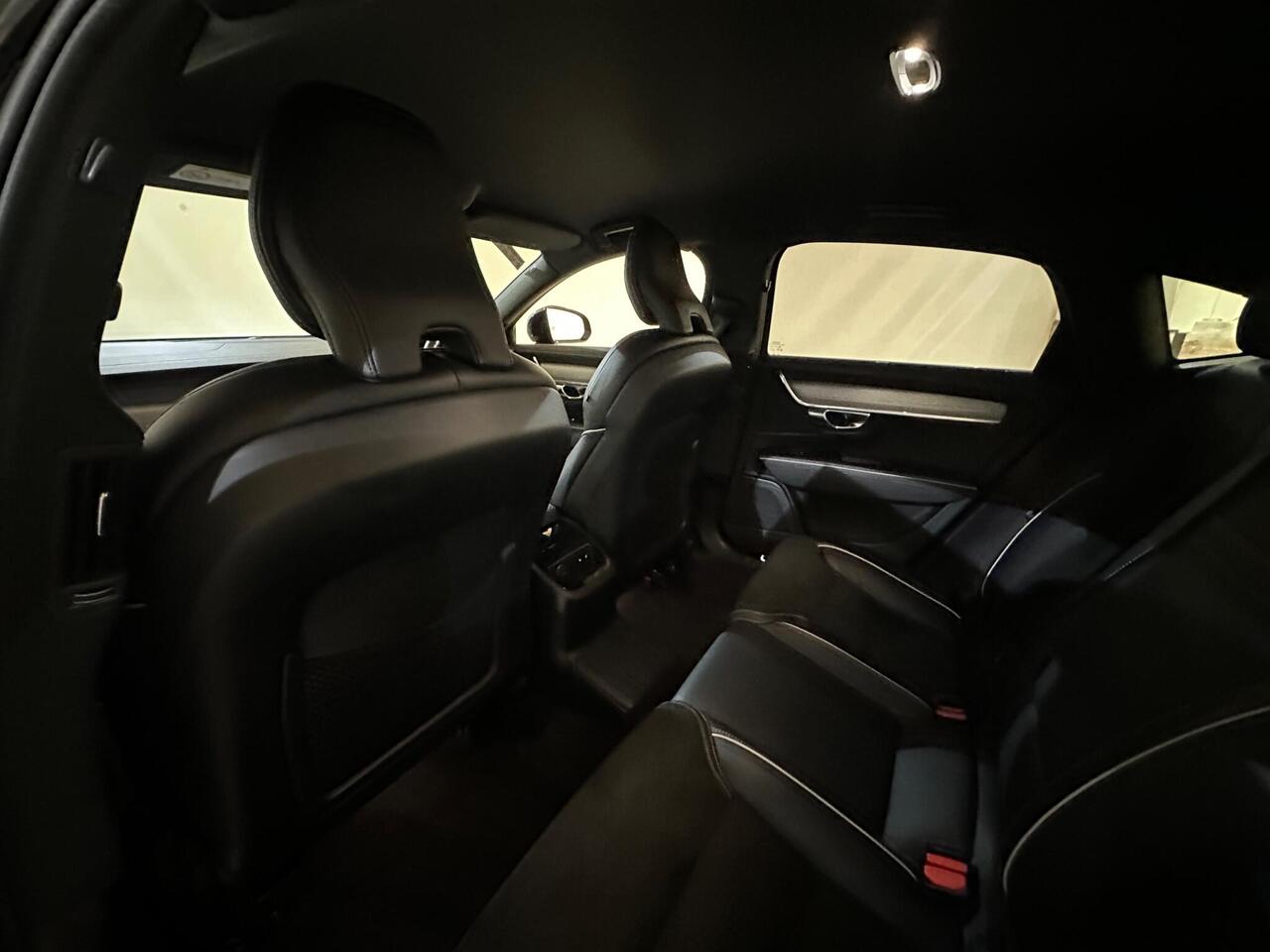 Volvo S90 YO21MJJ