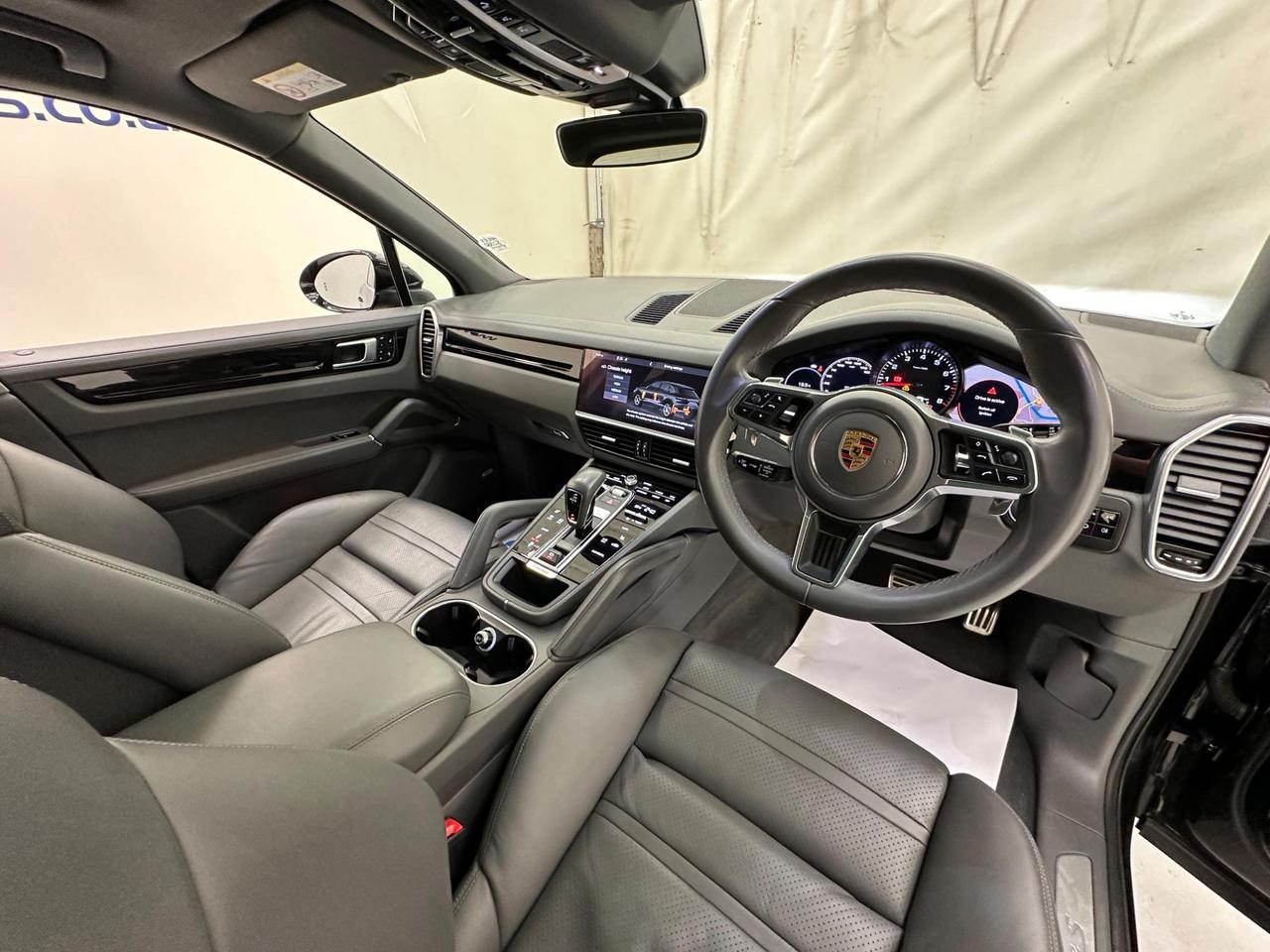 Porsche Cayenne AK18UXX