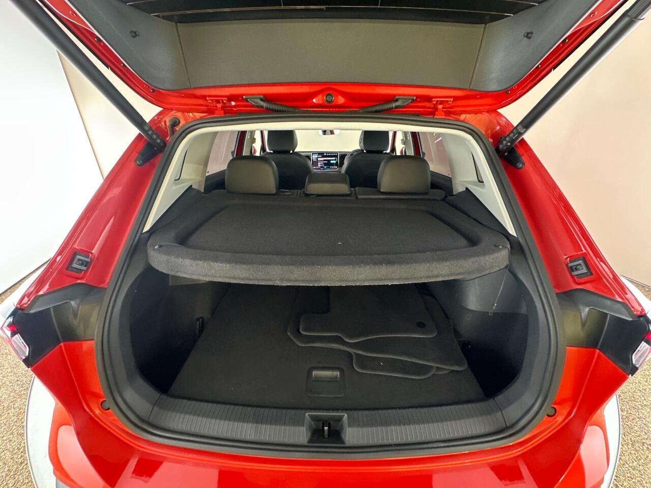 Volkswagen Tiguan KS25NXD
