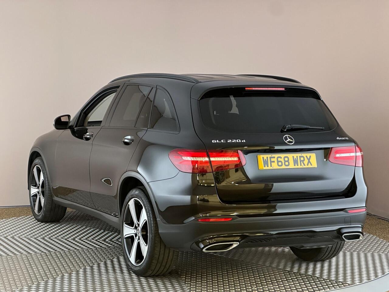 Mercedes-Benz GLC WF68WRX