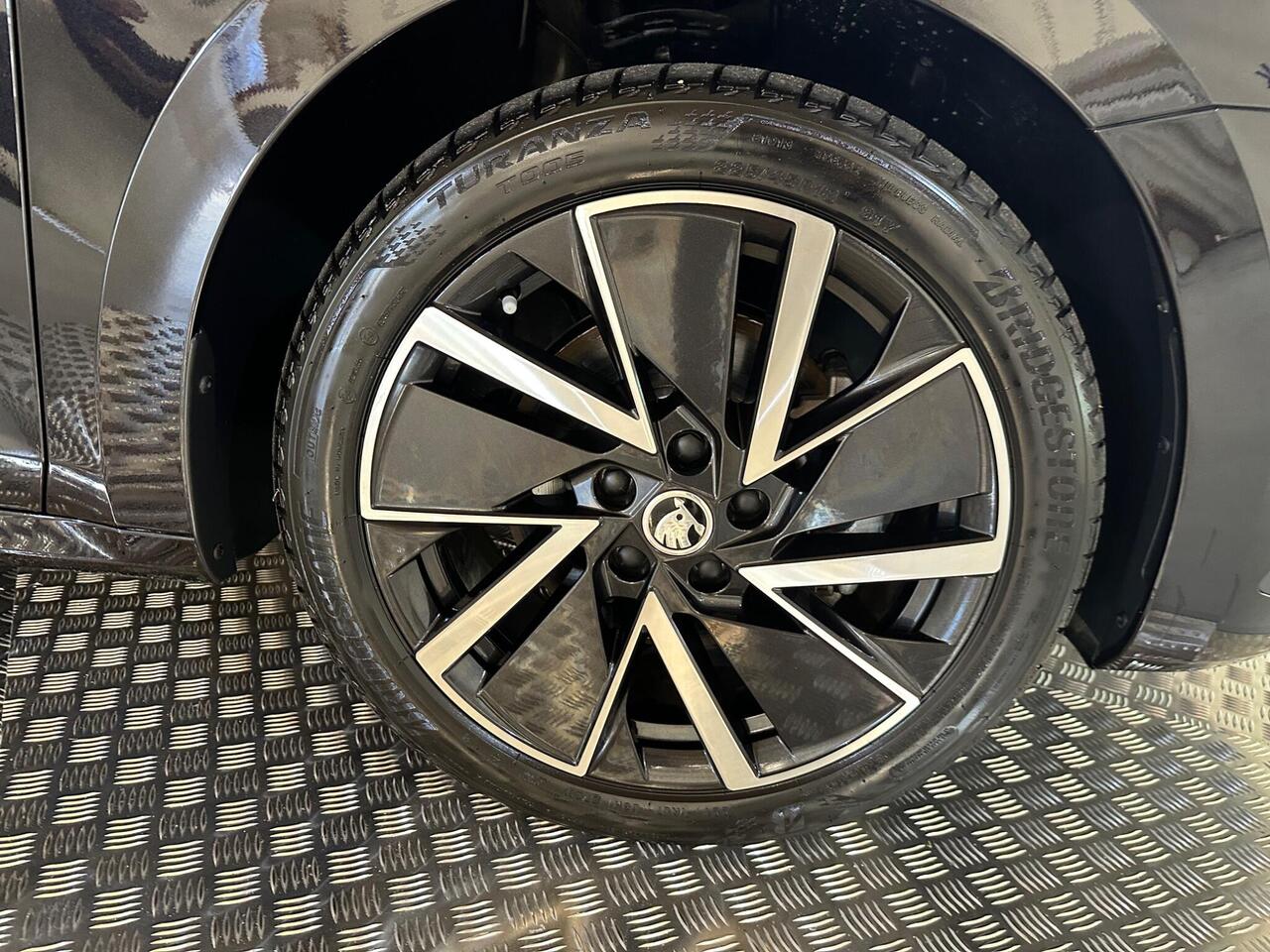 Skoda Octavia KY70UEZ