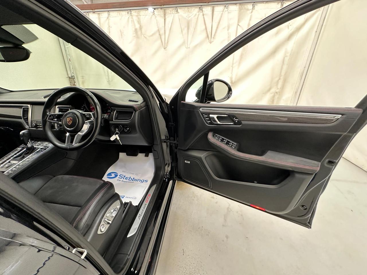 Porsche Macan WM66DZS