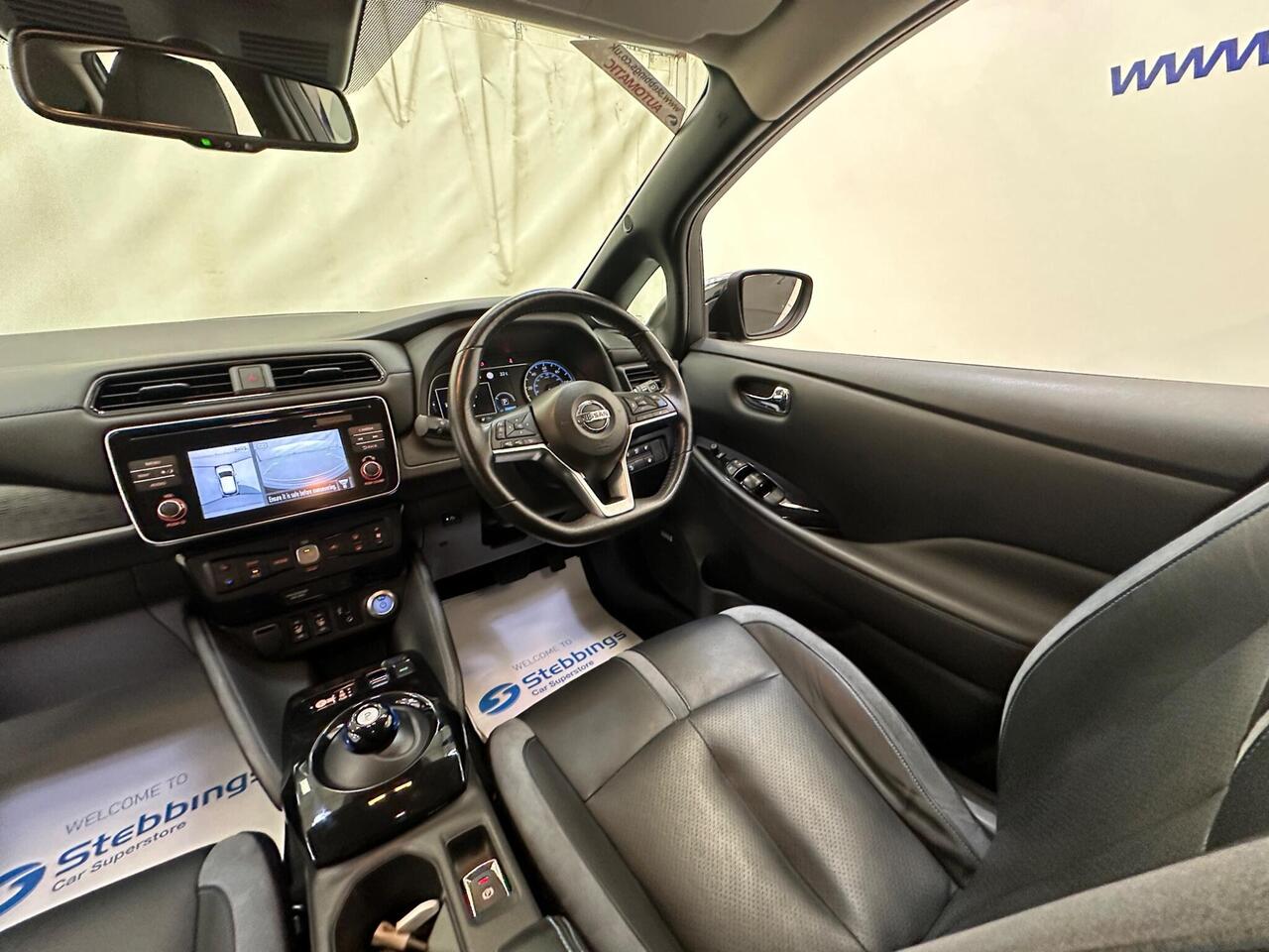 Nissan Leaf LT19GYF