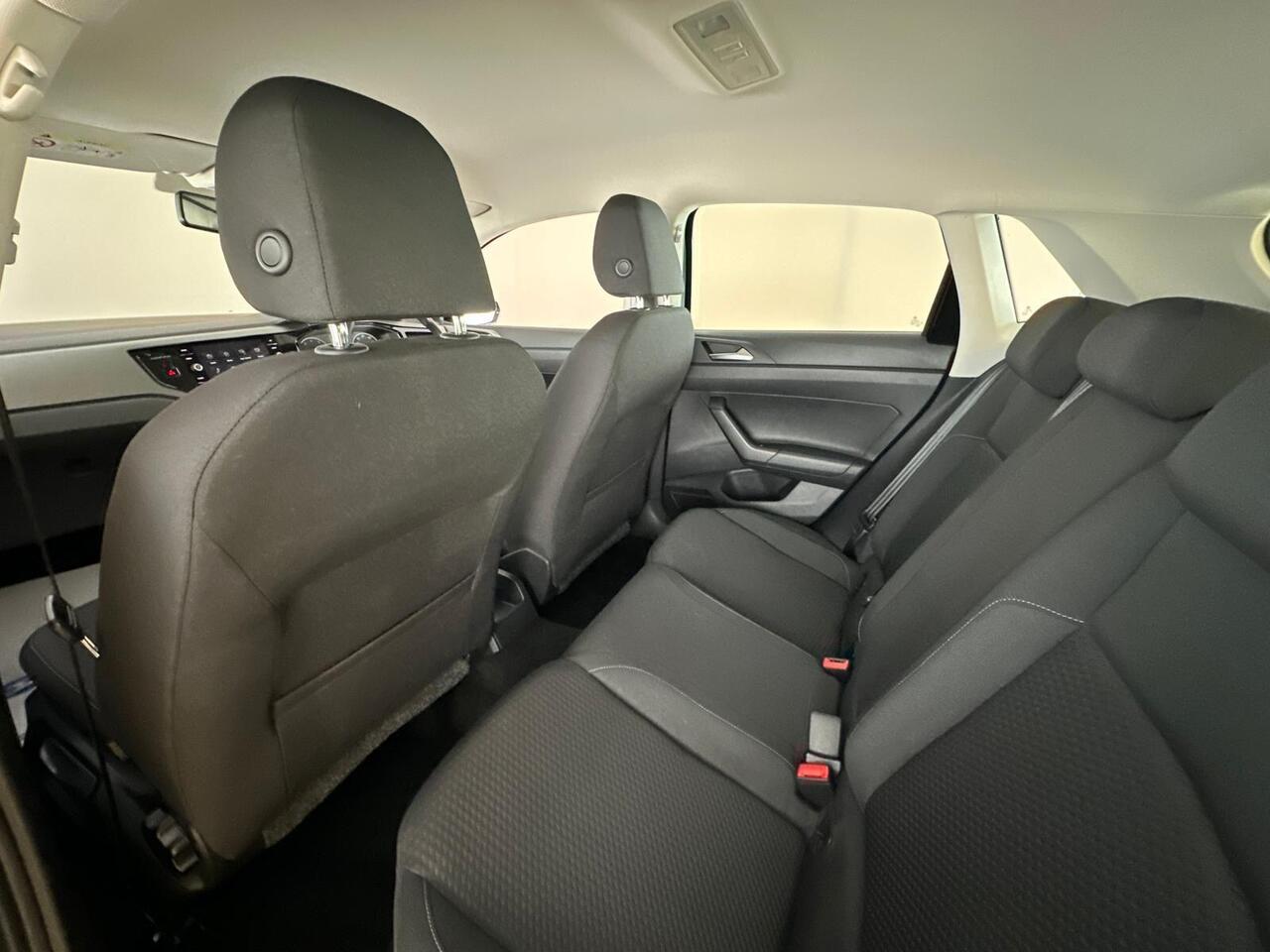 Volkswagen Polo AO18LLA