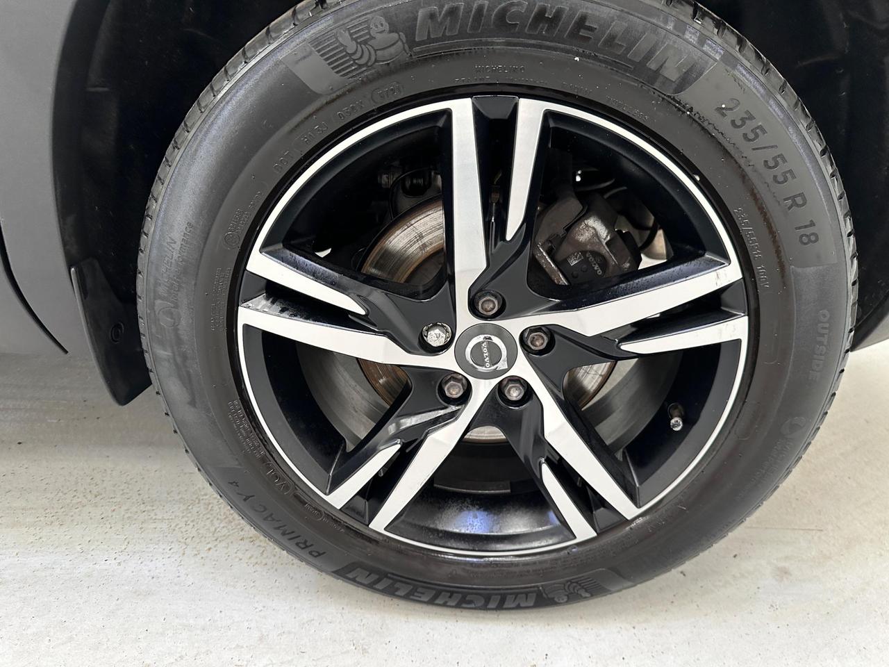 Volvo XC40 YP71ZVR