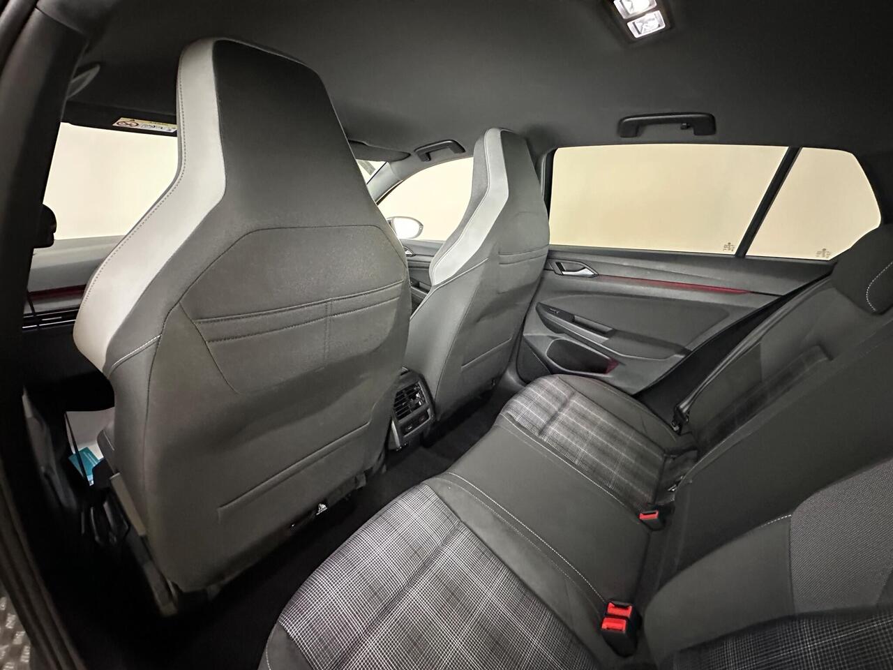 Volkswagen Golf SH21KVM