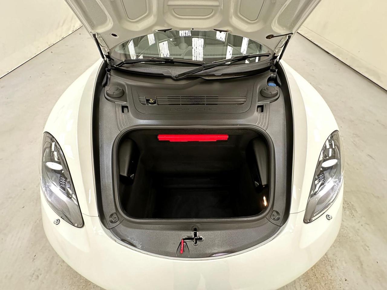 Porsche 718 Boxster KU18PDK