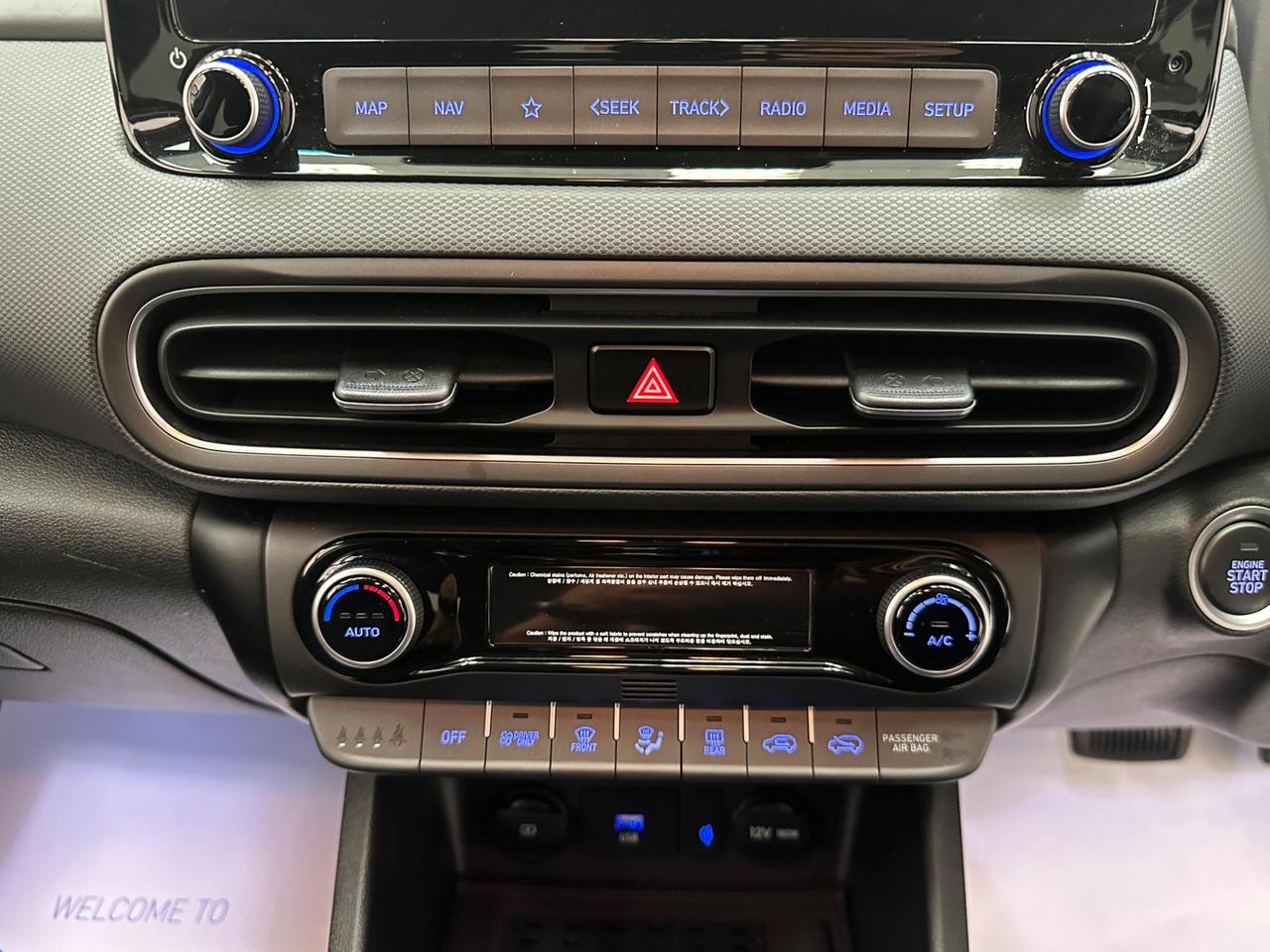 Hyundai KONA DU71YMC