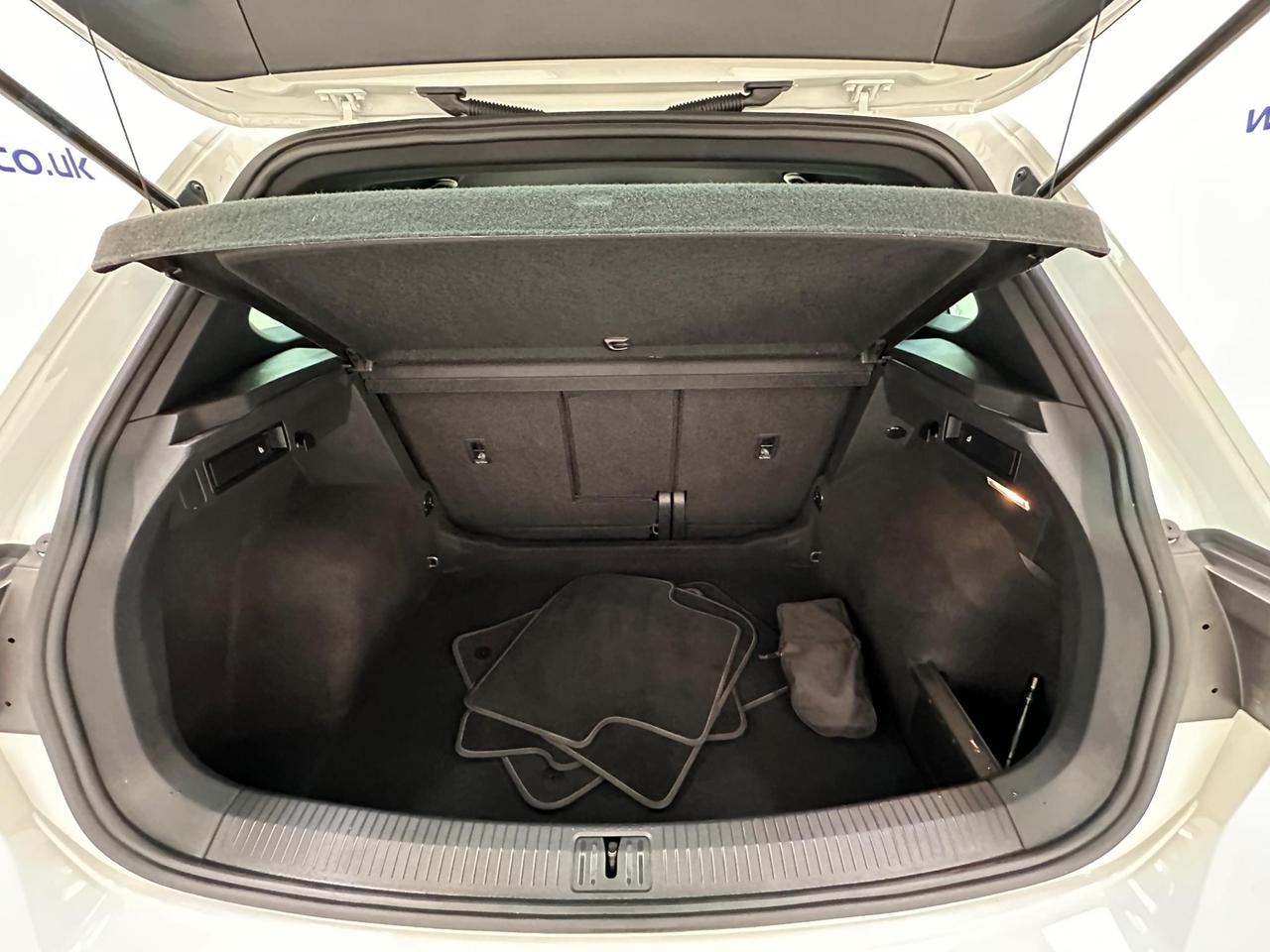 Volkswagen Tiguan MT21HOH