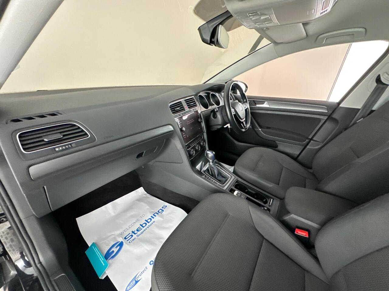 Volkswagen e-Golf SH19YMK