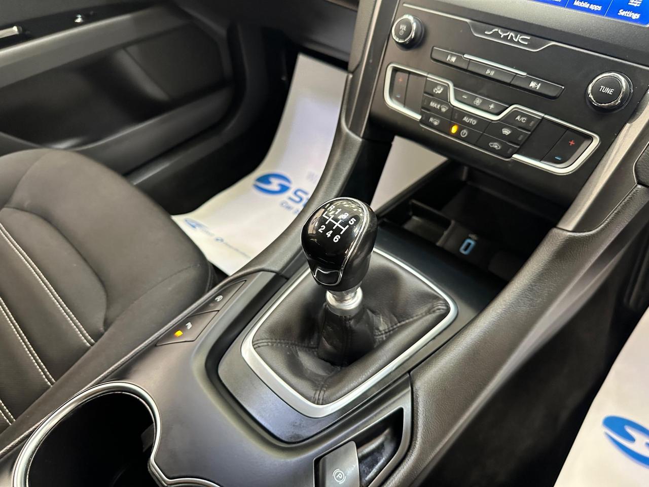 Ford Mondeo AJ70FJD
