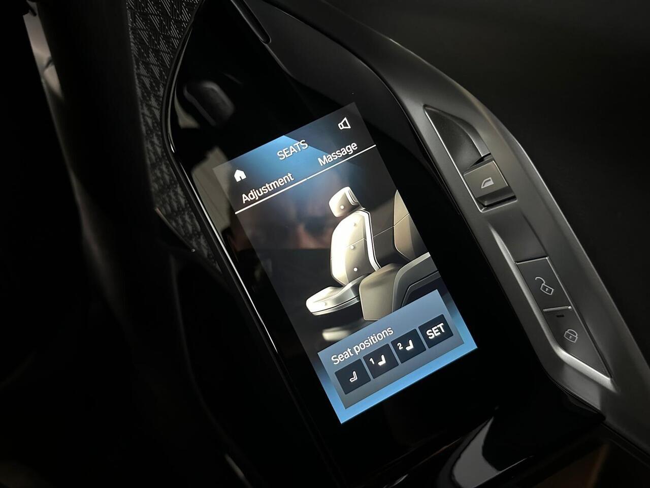 BMW i7 YF73FKE