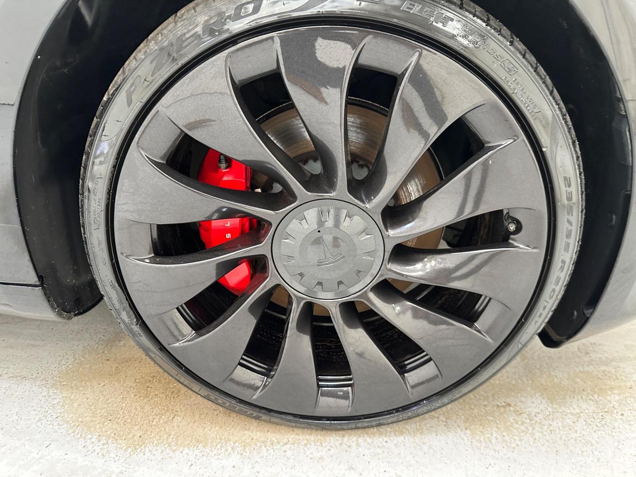 Tesla Model 3 GJ22FFE