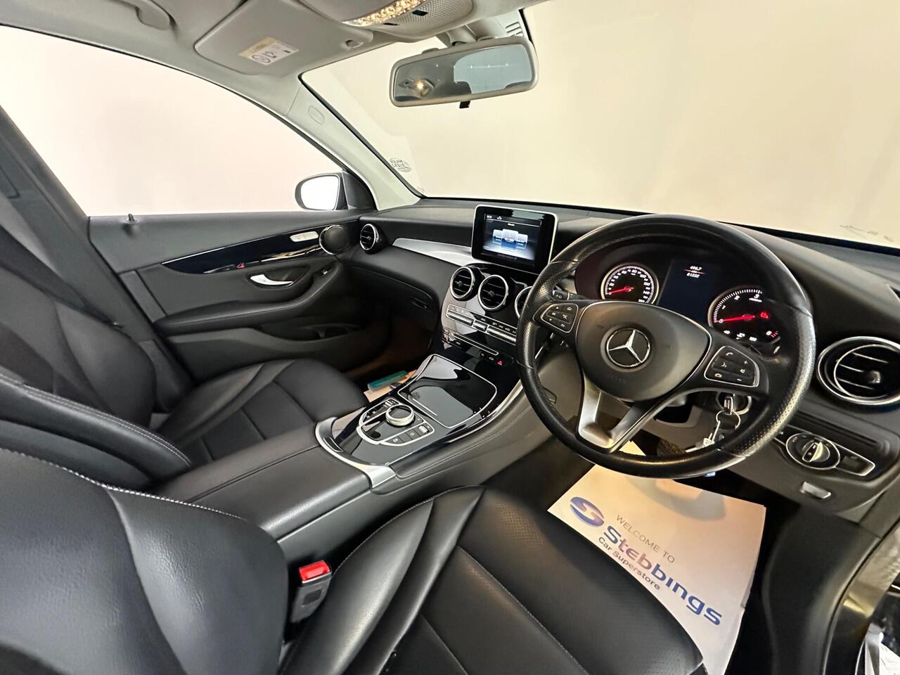 Mercedes-Benz GLC WF68WRX
