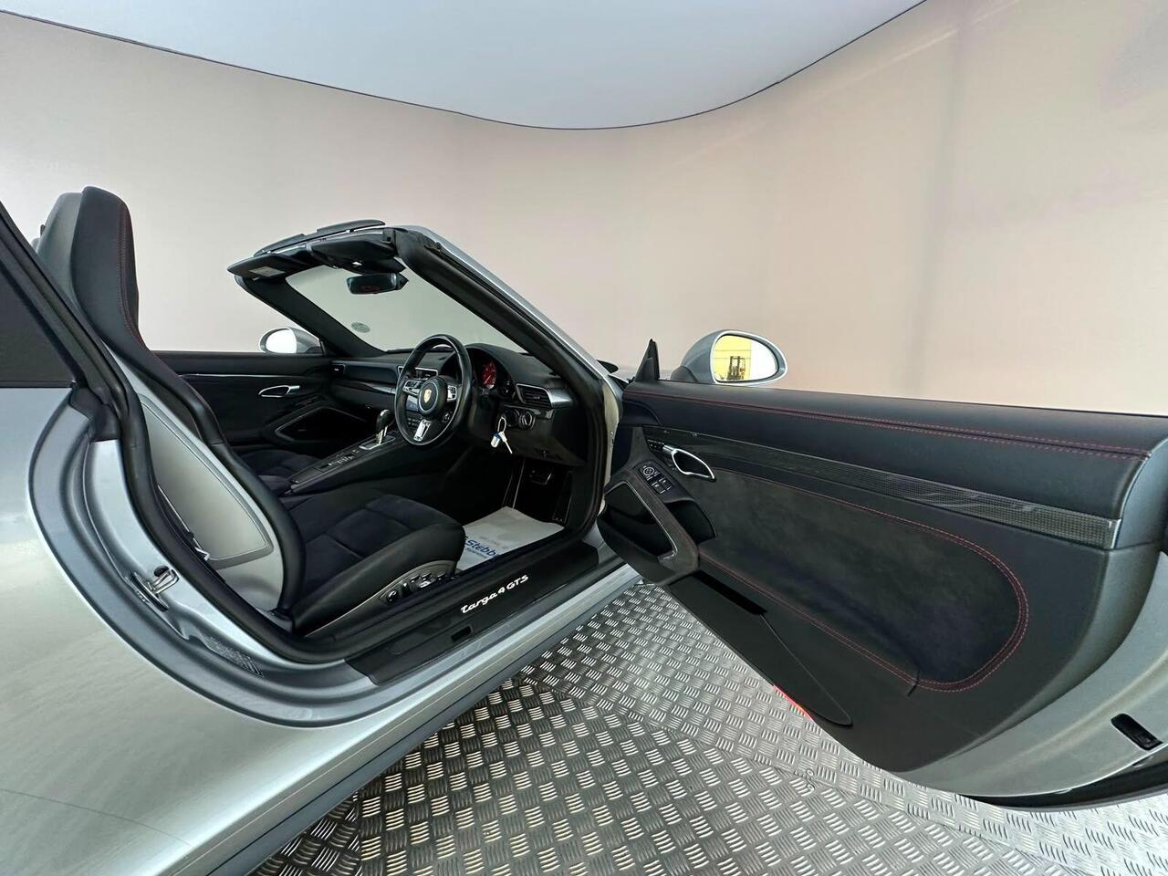 Porsche 911 KE67FNL