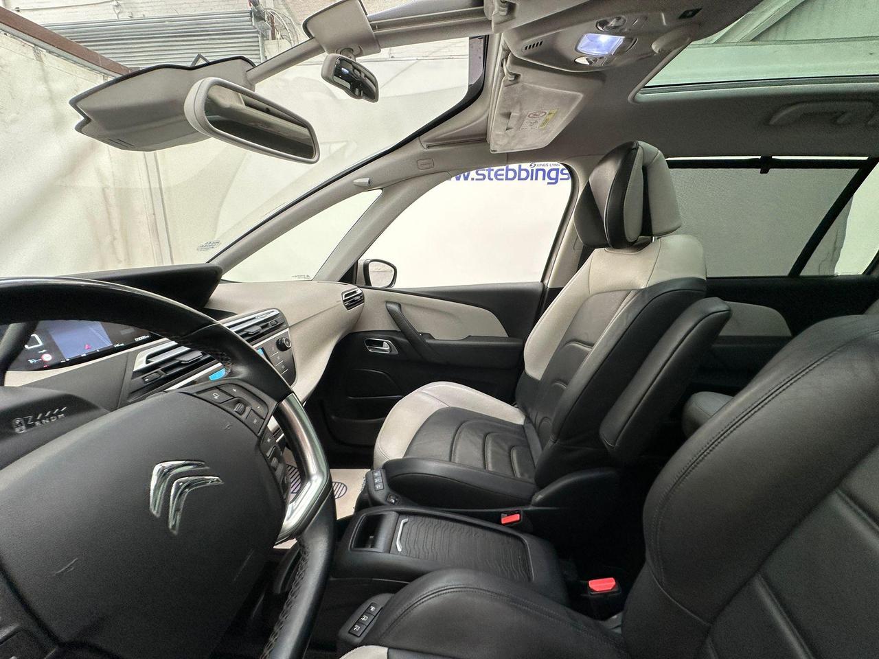 Citroen Grand C4 Picasso GP17LNN