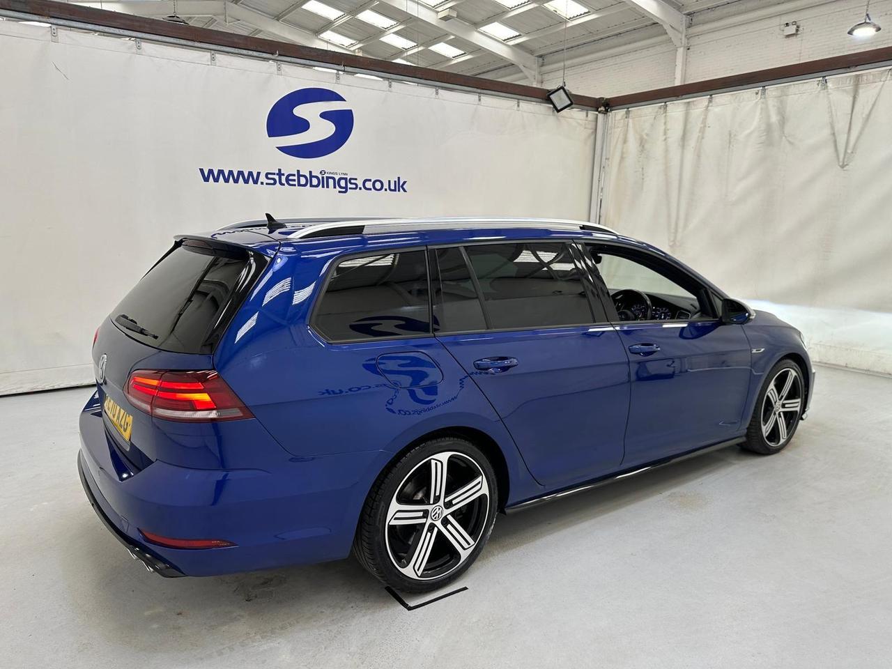Volkswagen Golf YE70AZG