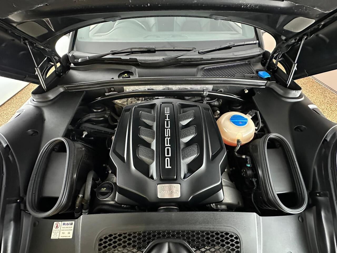 Porsche Macan RK67LWA