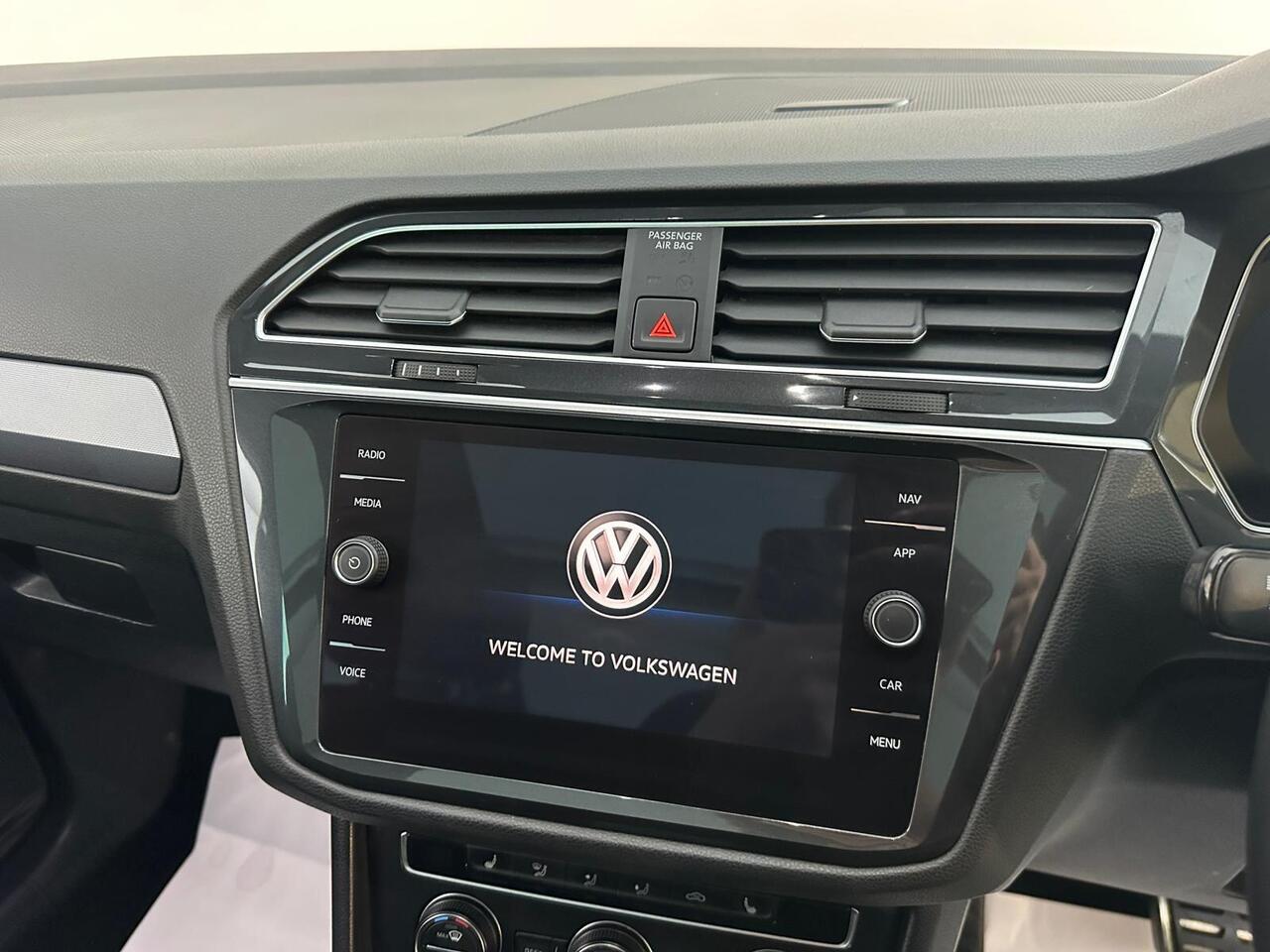 Volkswagen Tiguan HK68BFF