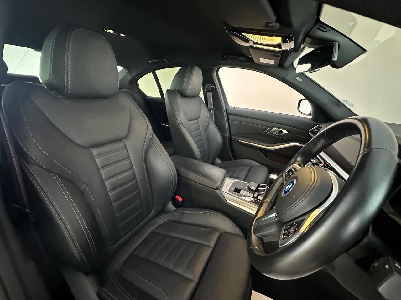 BMW 3 Series BK22GHD