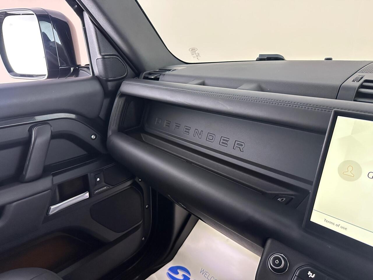 Land Rover Defender 90 WK25UHH