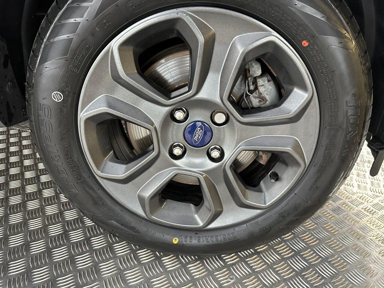 Ford EcoSport DK68ZXG