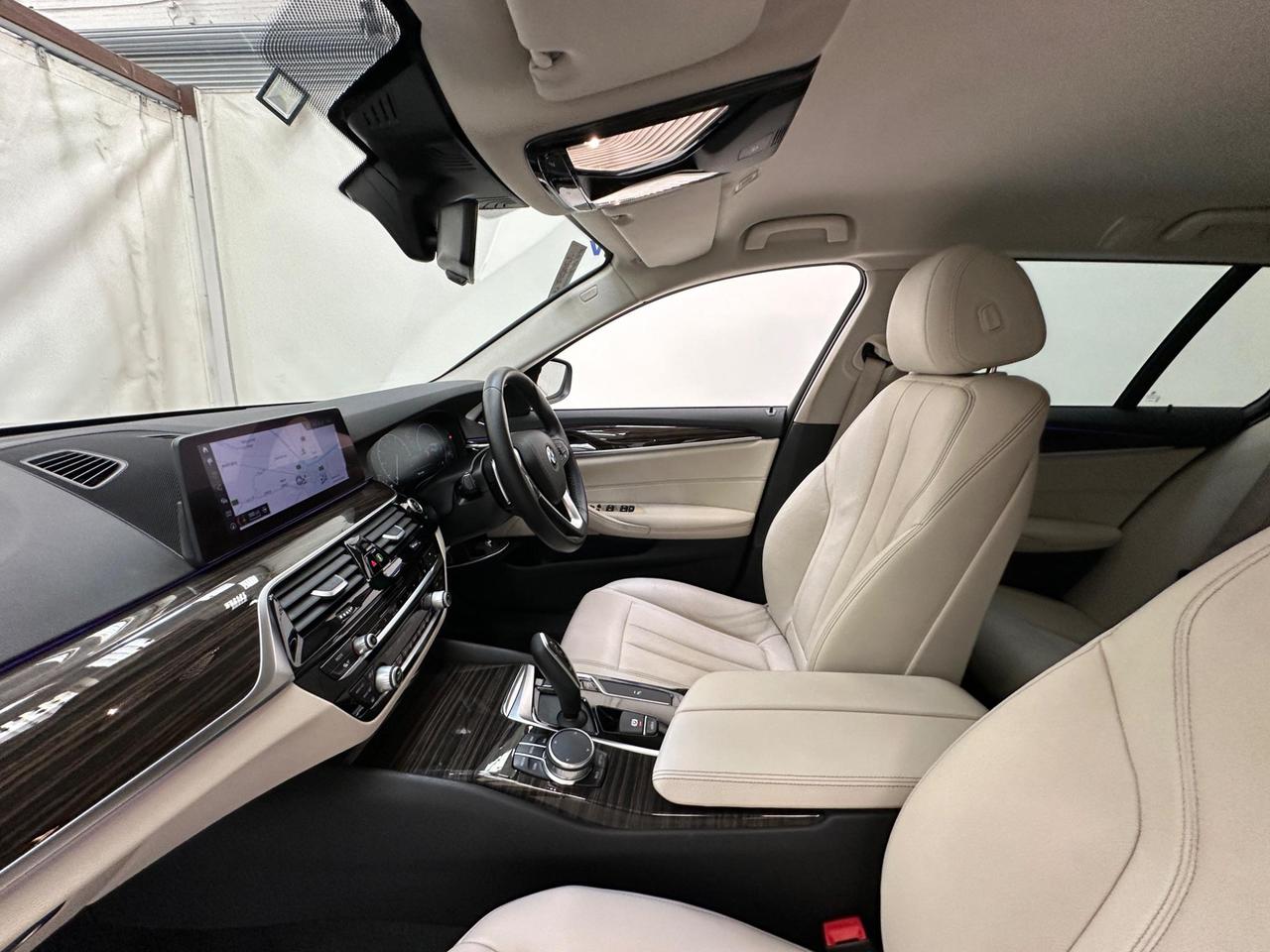 BMW 5 Series HX68WKY