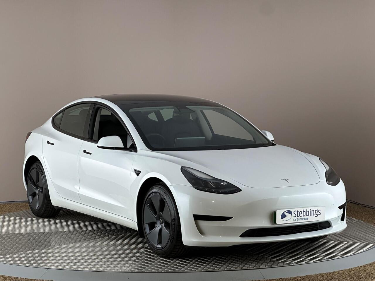 Tesla Model 3 AF72VLG