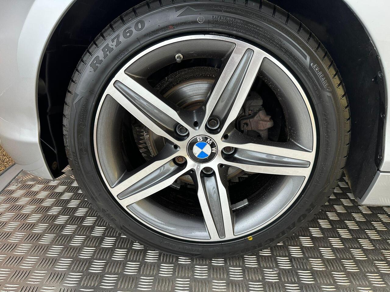 BMW 1 Series RY19NVN