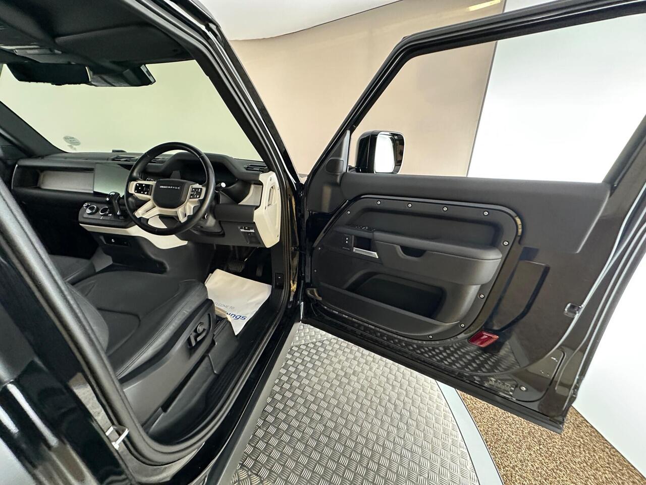 Land Rover Defender 90 LR25EWG