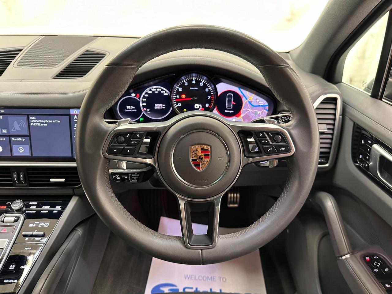 Porsche Cayenne AK18UXX