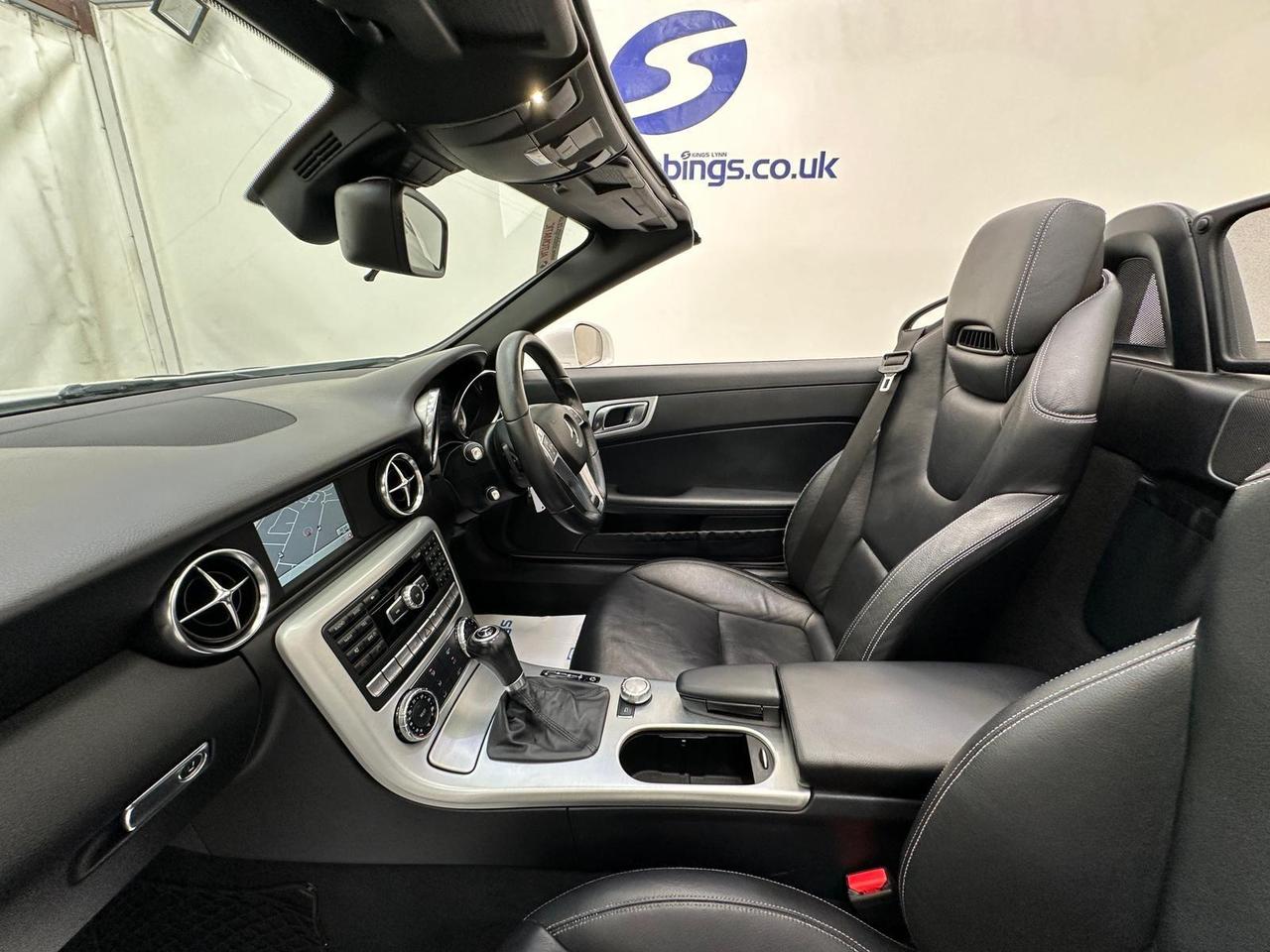 Mercedes-Benz SLK HJ63UBD