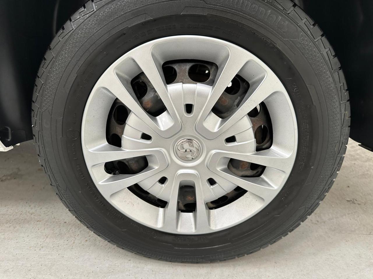 Vauxhall Vivaro DT70GHH