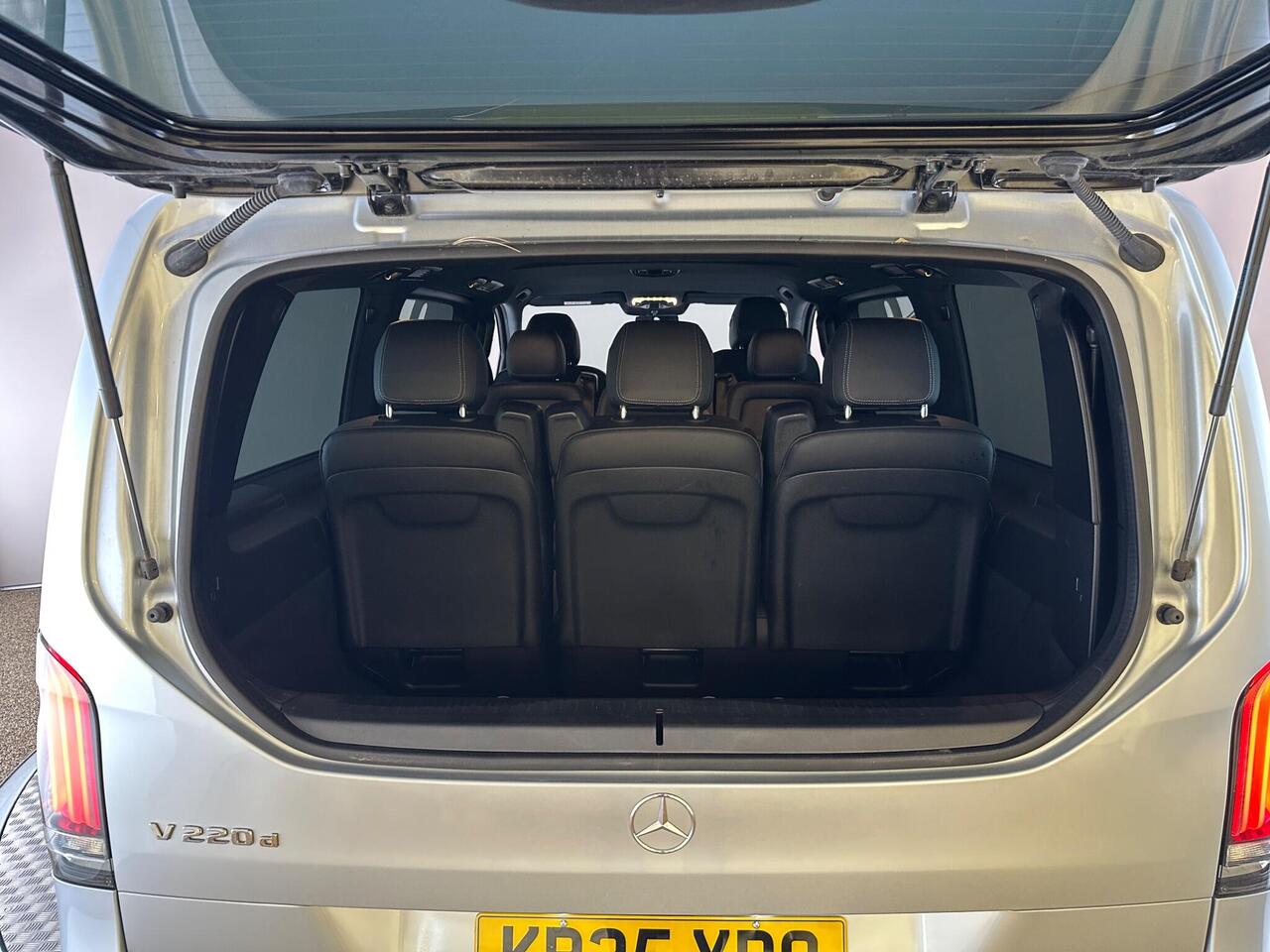 Mercedes-Benz V Class KR25YRO