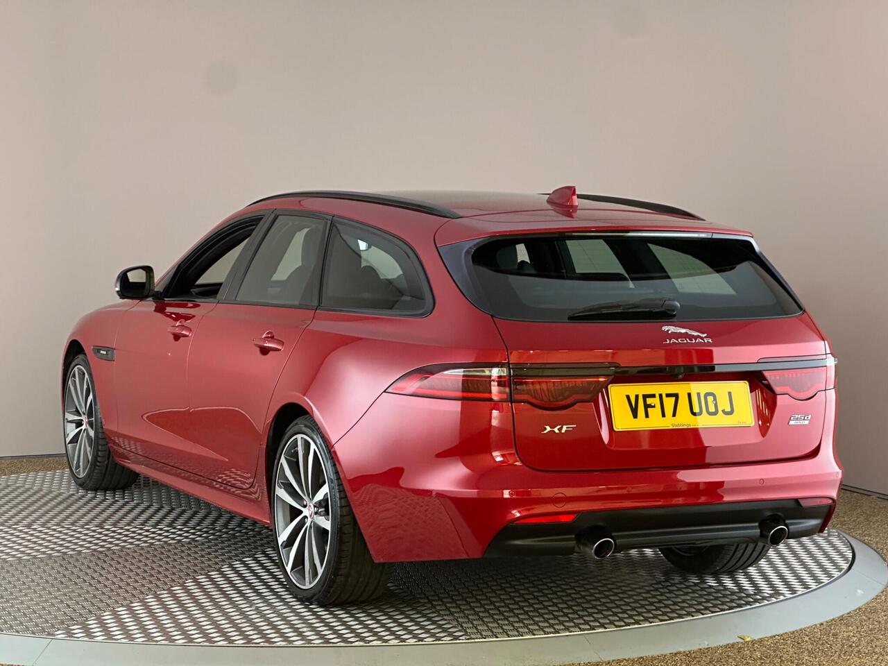 Jaguar XF VF17UOJ