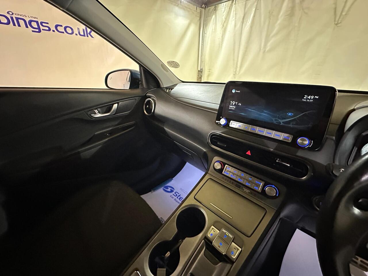 Hyundai KONA CA22BUE