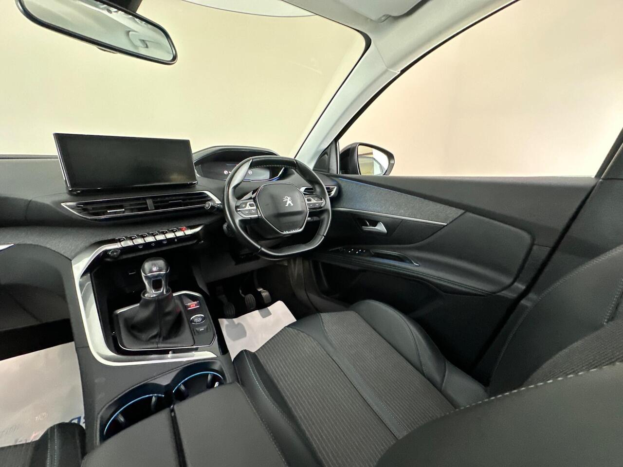 Peugeot 3008 MJ71ARX